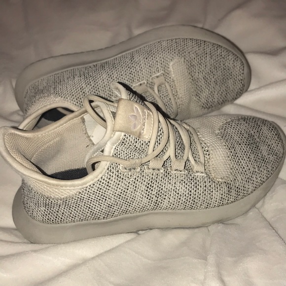 NUDE ADIDAS TUBULAR SHADOW KNIT - Picture 7 of 12